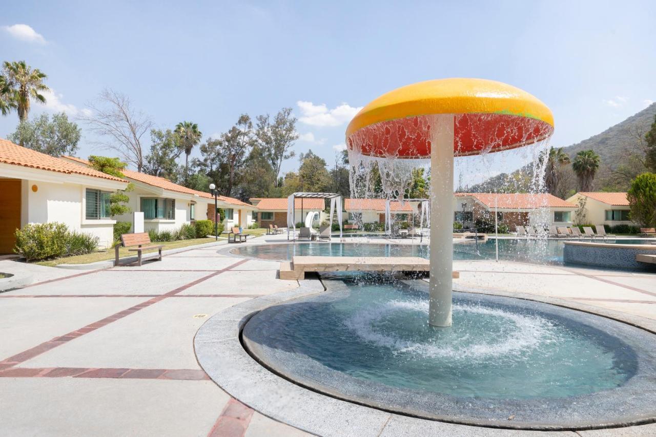Collection O Luna Aqua Villas,Tala,Rio Escondido Εξωτερικό φωτογραφία