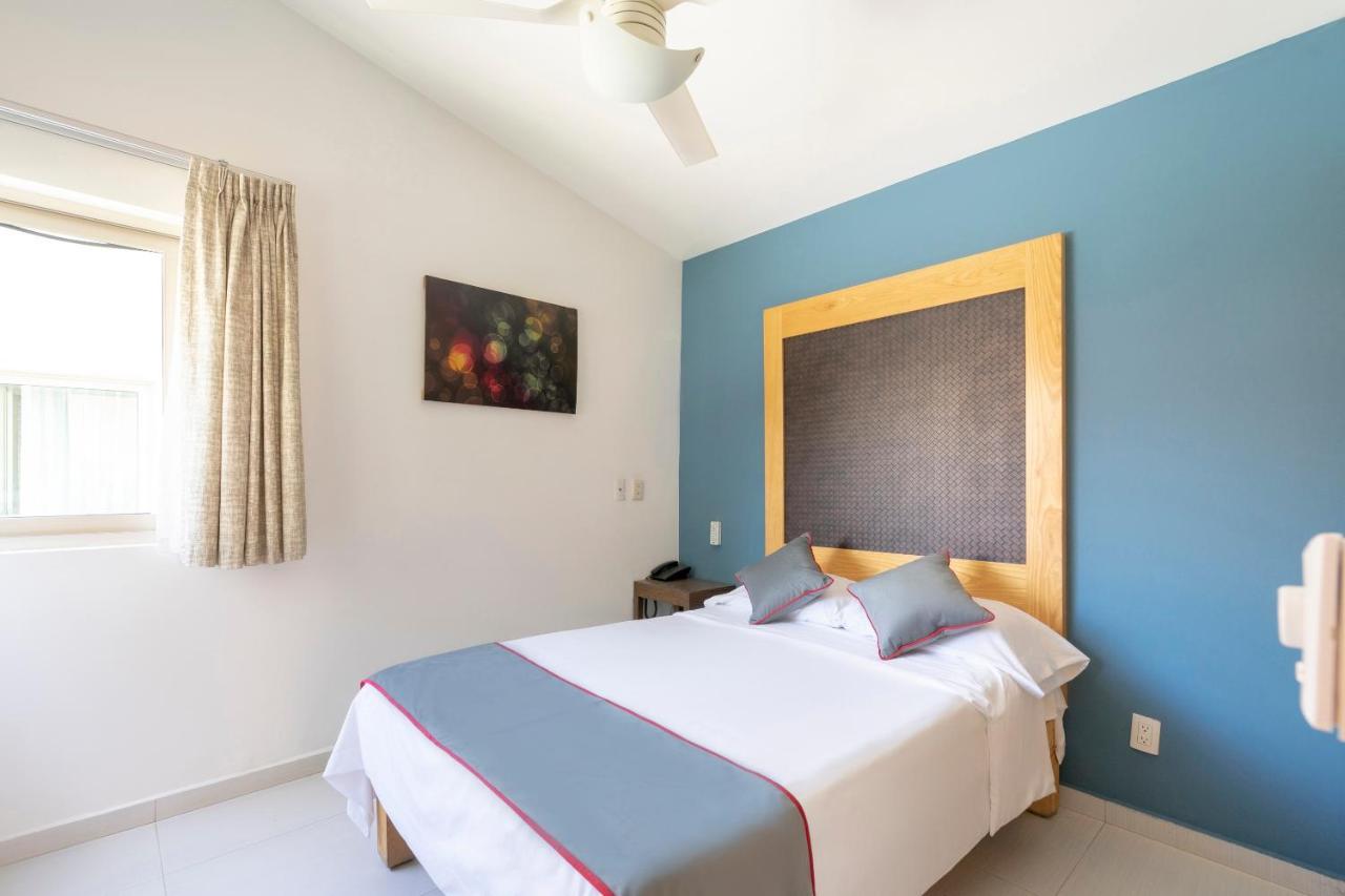 Collection O Luna Aqua Villas,Tala,Rio Escondido Εξωτερικό φωτογραφία