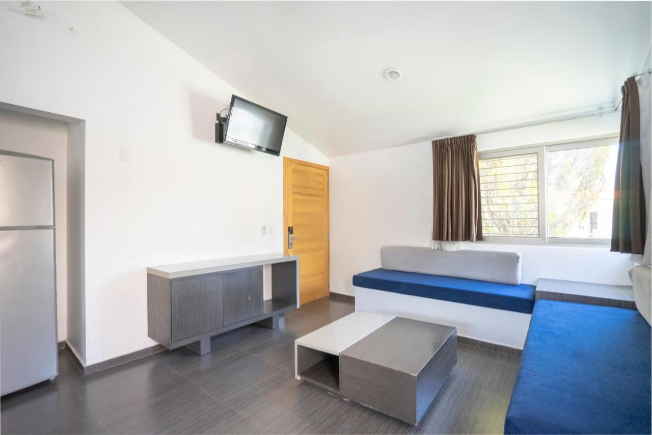 Collection O Luna Aqua Villas,Tala,Rio Escondido Εξωτερικό φωτογραφία