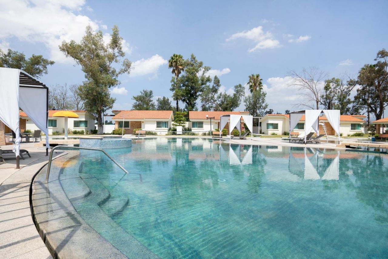Collection O Luna Aqua Villas,Tala,Rio Escondido Εξωτερικό φωτογραφία